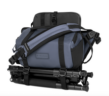 Load image into Gallery viewer, Wandrd ROGUE Sling 6L Aegean Blue V2